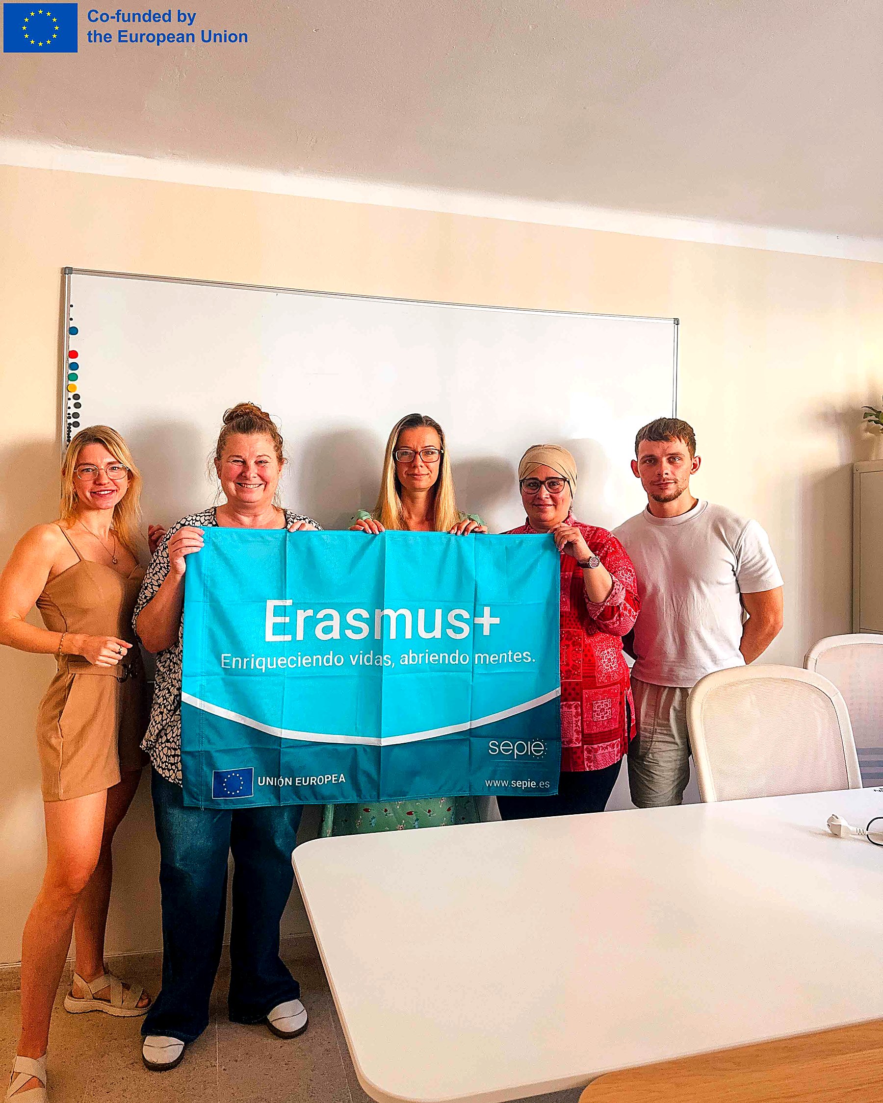 Hold on, be STRONG - first Project Transnational Meeting in Tenerife!